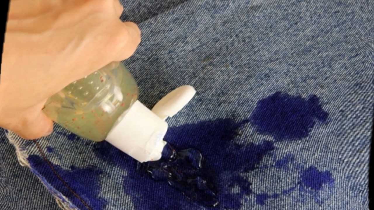 Как очистить с брюк краску, без следа убрать со штанов пятна